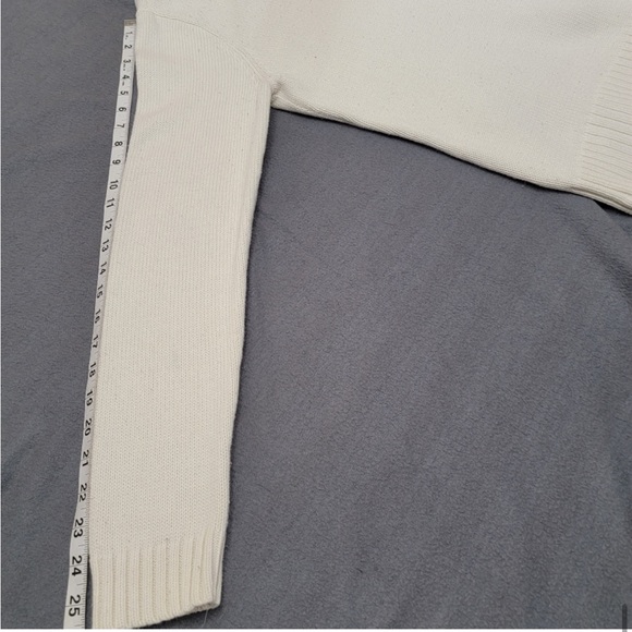 Women's LRL Lauren Jeans Co Ivory Mock Neck Sweater Brass Buckles Size M/L - Picture 7 of 12